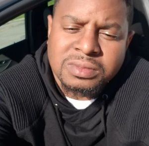 Meet your Posher, Clarence